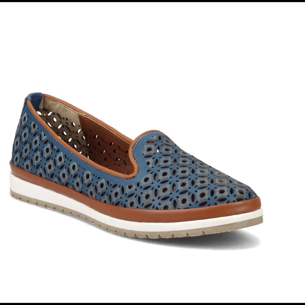 Spring Step leather slip on laser cut shoes.
